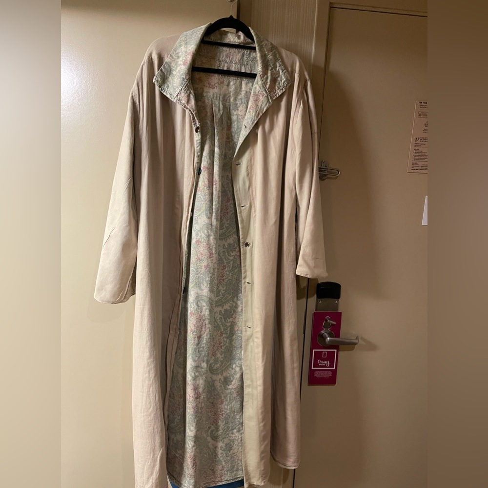 Magnolia Pearl Reversible Paisley Kimono